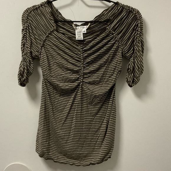 Max Studio Tops - Max Studio Pleated Striped Brown & Tan Rayon Spandex Blend Short Sleeve Top!
